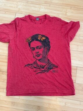 Vintage Artist Frida Kahlo Kids Graphic Red Cotton Short Sleeve Tee Sz M (8)